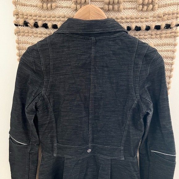 Lululemon Athletica Charcoal Gray Blazer - Picture 8 of 10